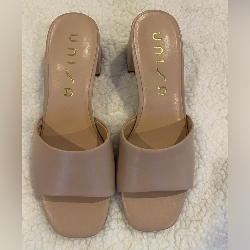 Unisa Tan Mule Slider Shoes
